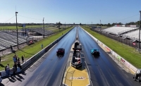 Porsche 911 Drag Races Lamborghini Huracan, битва на четверть мили закончилась, как и ожидалось