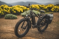 Rift Fat E-Bike обладает мощностью, запасом хода и комфортом, чтобы помочь вам оставить свой автомобиль дома